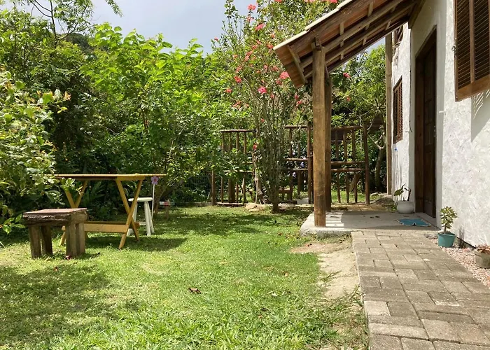Surf Paradise Apartamentos
